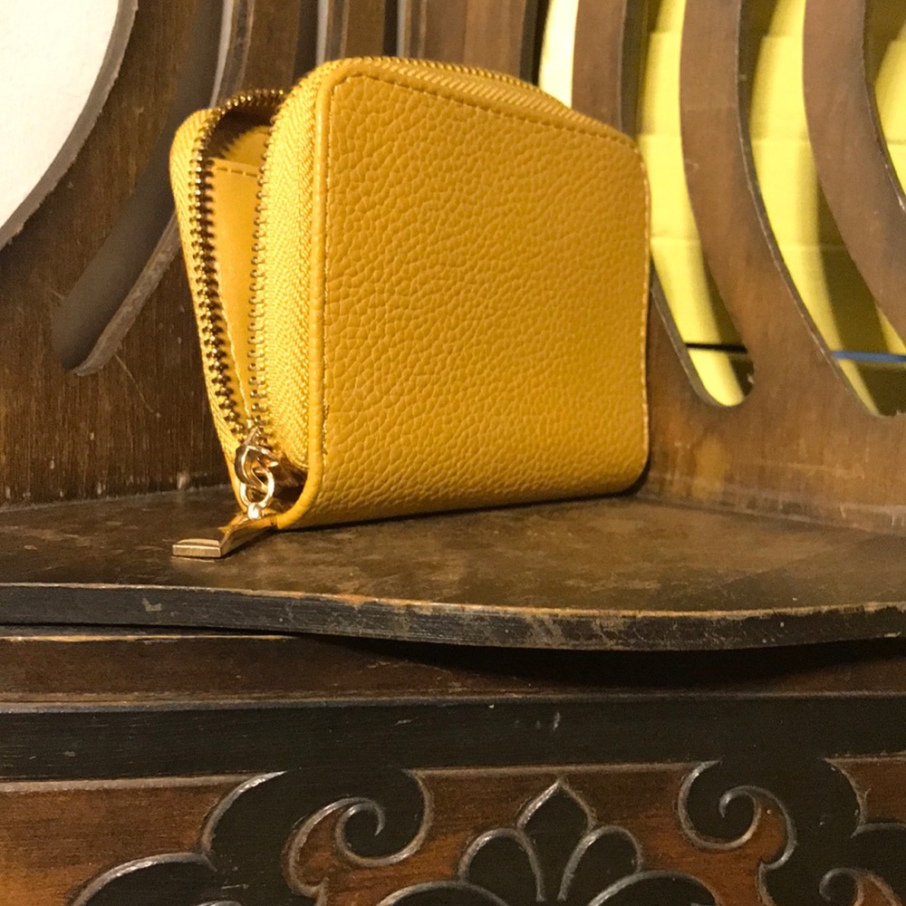 Mustard yellow Wallet!